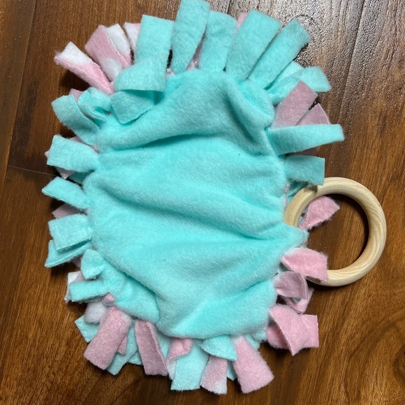 Baby Tie Lovey Teether - Picture 2 of 3